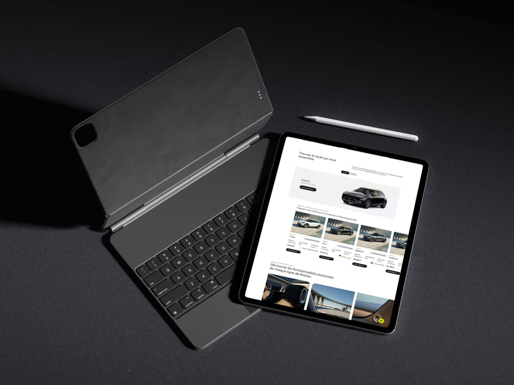 Tablette vue de face, montrant la page d'accueil du site concession smart